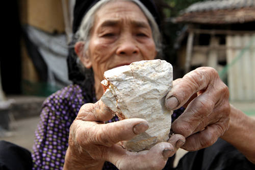 Gặp lại cặp vợ chồng già ăn “bánh đất”, “bánh ngói” ở Vĩnh Phúc - 9