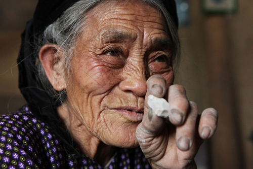 Gặp lại cặp vợ chồng già ăn “bánh đất”, “bánh ngói” ở Vĩnh Phúc - 15