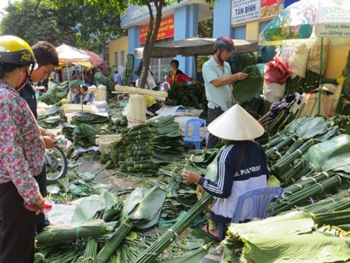 Phiên chợ mỗi năm chỉ họp một ngày ở ngã ba ông Tạ - 11