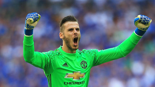 Chuyển nhượng MU: Dễ mất James vì tiền Trung Quốc - 2