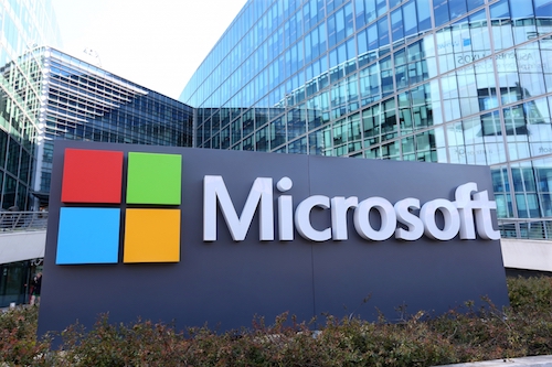 Hàng trăm nhân viên Microsoft sắp mất việc - 1