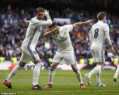 Real thắng trở lại: Ramos đỉnh cao, Ronaldo vực sâu - 1