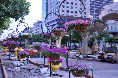 Ngắm đường hoa Tết ở Sài Gòn trước giờ G - 7