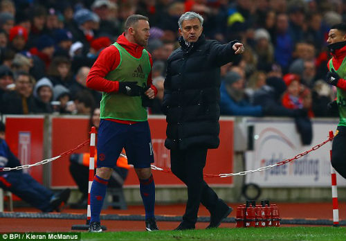 Rooney muốn sang Trung Quốc, Mourinho không ngăn cản - 2