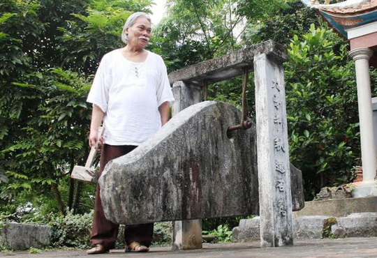 Độc đáo khánh đá cổ trên núi Ốc Sơn - 2