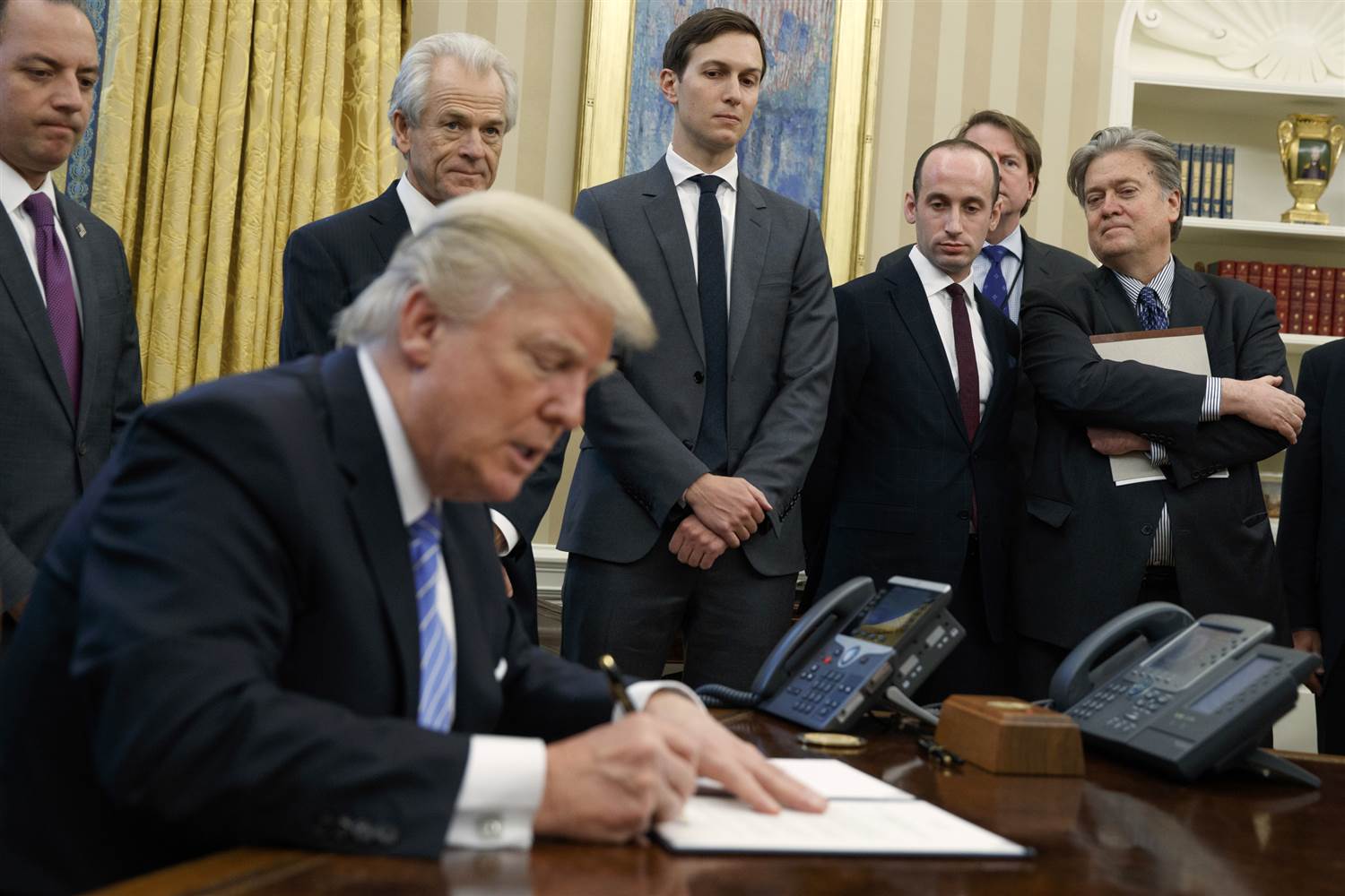 Trump đứng trước sức ép lớn khi rút Mỹ khỏi TPP - 2