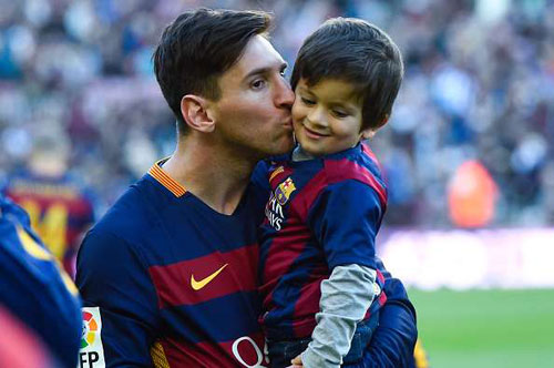 Cậu ấm của huyền thoại Messi hứa hẹn trở thành siêu sao bóng đá - 4