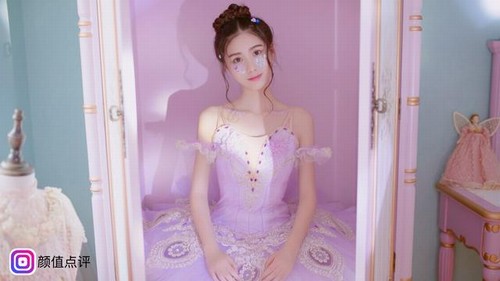 Thêm một "thiên thần trà sữa" khiến triệu trái tim tan chảy - 9