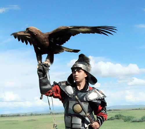 Khó ai theo được sở thích tốn kém của Hồ Quang Hiếu - 4