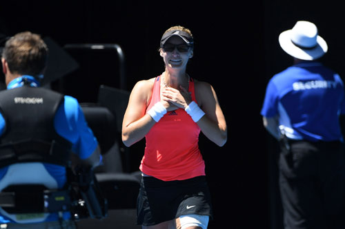 Australian Open ngày 10: "Lão bà" khóc ngất vào bán kết - 4