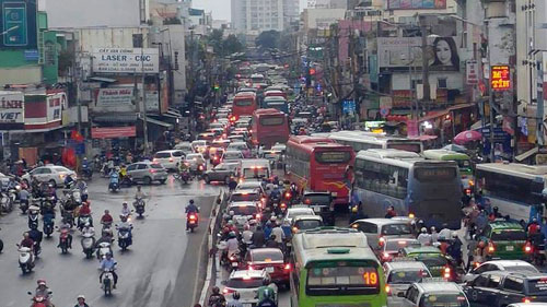 TP.HCM: Mưa như trút nước trong ngày giáp Tết - 12