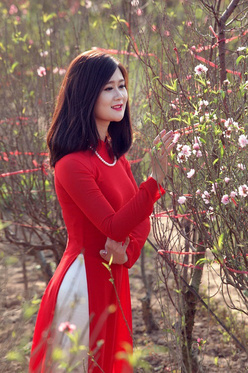 Thiếu nữ Hà thành đua nhau "tỏa sắc hương" ngày cận Tết - 6