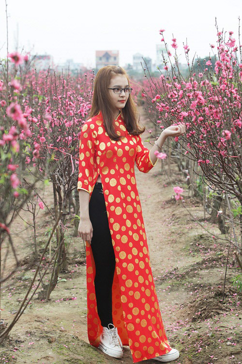 Thiếu nữ Hà thành đua nhau "tỏa sắc hương" ngày cận Tết - 10