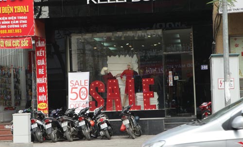 Hà Nội: "Khí thế" mua sắm tưng bừng những ngày sát Tết - 10