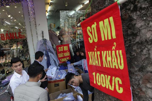 Hà Nội: "Khí thế" mua sắm tưng bừng những ngày sát Tết - 13