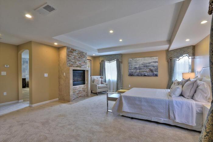 Vợ chồng Đan Trường bất ngờ bán nhà 40 tỷ với nội thất "vàng" - 11