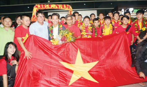 Bóng đá Việt, năm của người trẻ - 1