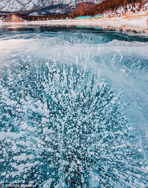 Kì vĩ cảnh bong bóng kẹt dưới hồ băng sâu nhất thế giới - 2