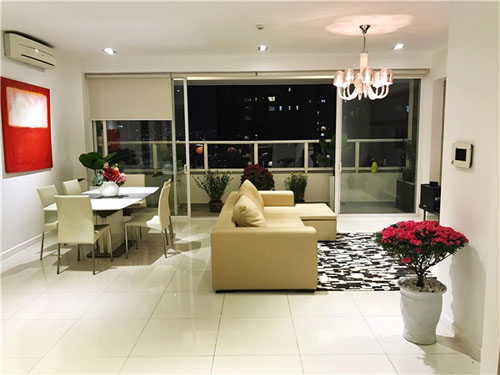 "Thăm" biệt thự xa hoa của vợ chồng Thuỷ Tiên - Công Vinh ngày Tết - 10