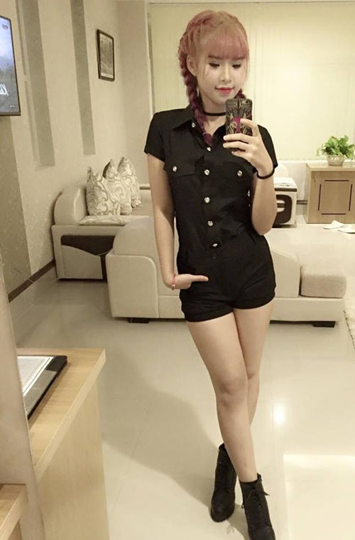 Khởi My tăng mạnh độ gợi cảm với phục trang đời thường - 5