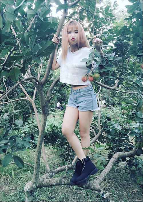 Khởi My tăng mạnh độ gợi cảm với phục trang đời thường - 14