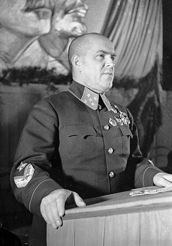 Tổng chỉ huy quân đội Liên Xô chưa từng nếm mùi thất bại - 1