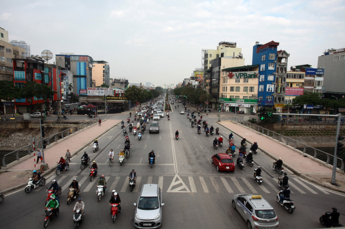 Ngỡ ngàng giao thông HN ngày người dân trở lại đi làm sau Tết - 5