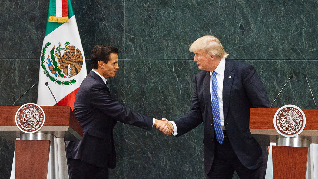 Trump dọa điều quân sang Mexico để trừng trị “kẻ xấu” - 2