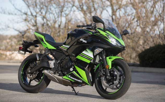 Kawasaki Ninja 650 2017: Chiếc sportbike chinh phục mọi nẻo đường - 1