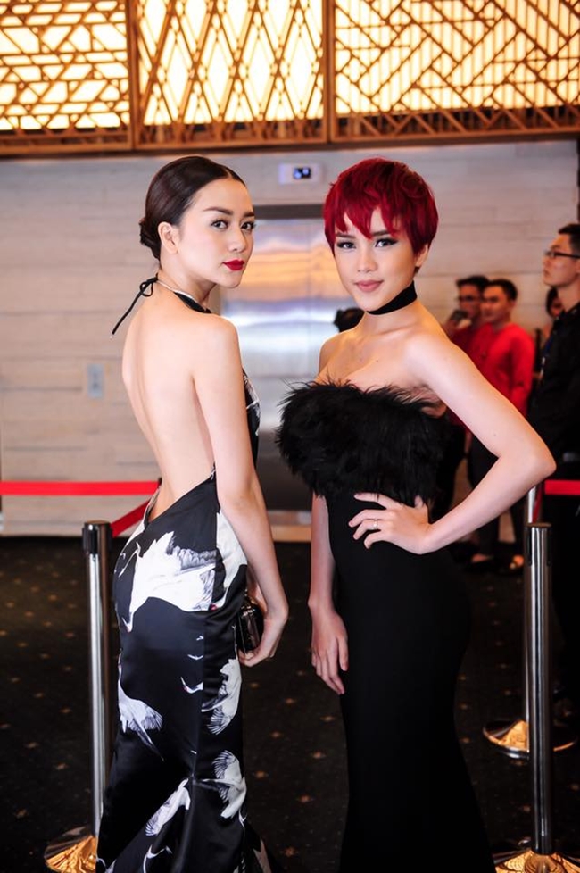Hai chị em Bảo Trang – Bảo Trâm đều tham gia hoạt động showbiz.