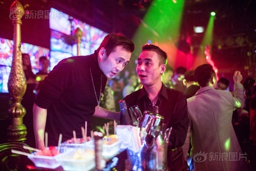 Chàng trai chia sẻ thầm kín về nghề quản lý quán bar - 2