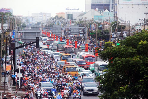 Người dân trở lại Sài Gòn thoát được nỗi ám ảnh kẹt xe - 1