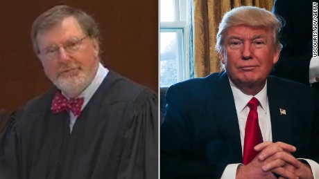 Chân dung thẩm phán dừng lệnh cấm nhập cảnh của Trump - 1