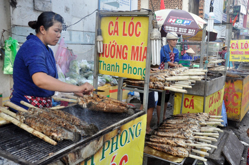 Hàng ngàn con cá lóc “xuất xưởng” trong ngày vía Thần Tài - 3