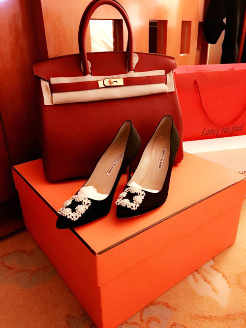 Choáng ngợp loạt đồ hiệu tiền tỷ của Mai Phương Thúy - 4