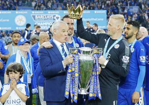 Leicester không sa thải HLV Ranieri: Công cũ bù tội mới - 2