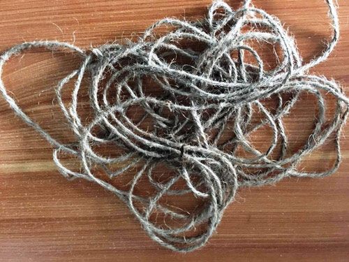 Vây bắt thanh niên dùng dây siết cổ tài xế taxi ở SG - 2