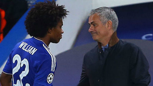 Chuyển nhượng MU: De Gea hạnh phúc, vẫn "đong đưa" Real - 3