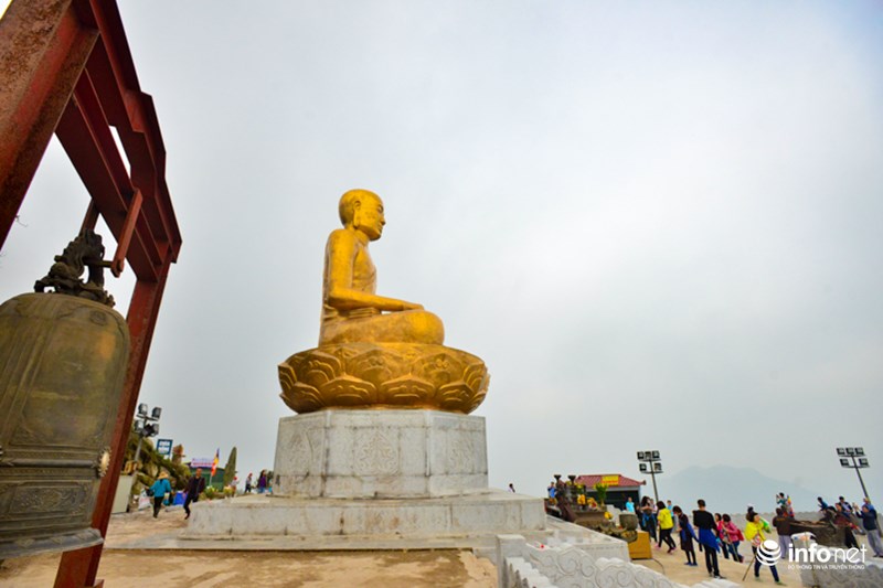 Cận cảnh tượng Phật Hoàng lớn nhất VN trên núi Yên Tử - 4