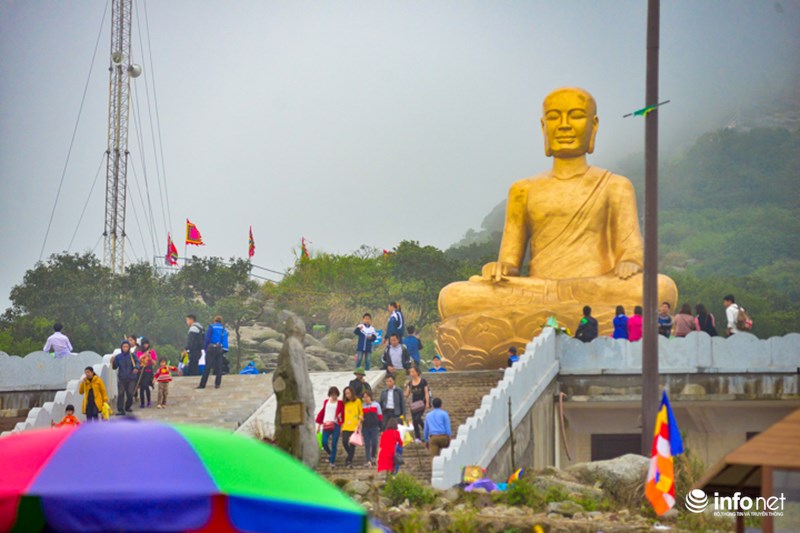 Cận cảnh tượng Phật Hoàng lớn nhất VN trên núi Yên Tử - 11