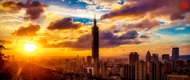 Toàn cảnh thành phố Đài Bắc nhìn từ núi Voi. Hiện tại, công dân Việt Nam được miễn visa khi du lịch Đài Loan giúp tiết kiệm được một khoản chi phí không nhỏ khi ghé thăm đất nước này.