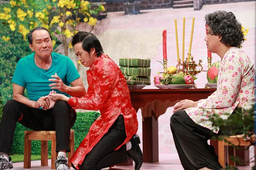 Xúc động Hoài Linh hoá thân làm con của &#34;vợ chồng&#34; đồng nghiệp - 2