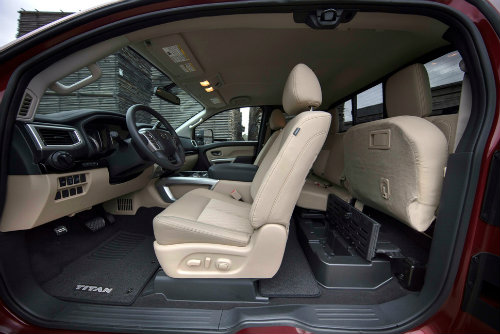 2017 Nissan Titan King Cab lấy gì giành ngôi vương? - 4