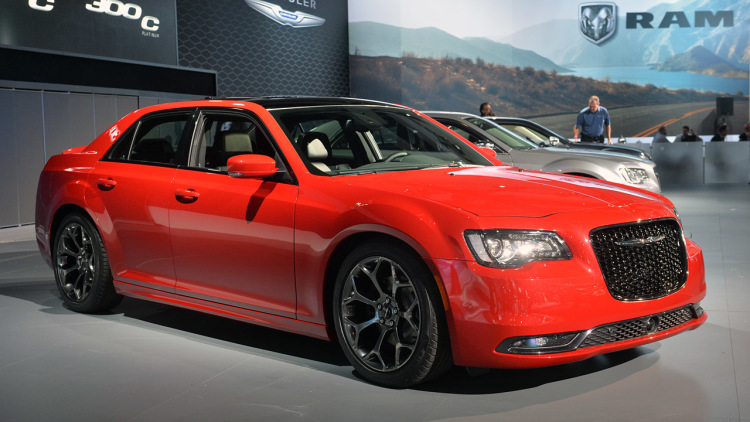 Top 5 hãng xe "ngốn xăng" nhất - 5