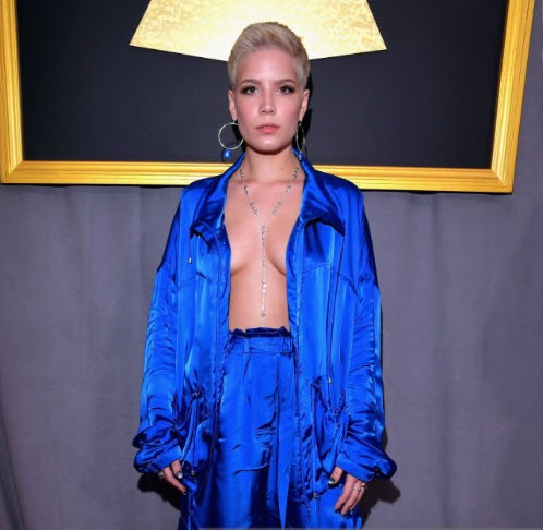 Gaga quên nội y, Adele lộng lẫy trên thảm đỏ Grammy - 6