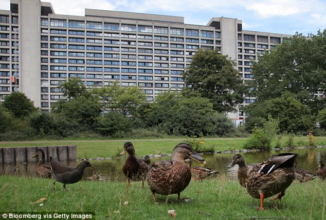 Đức vội rút 300 tấn vàng giấu ở Mỹ thời Chiến tranh Lạnh - 2