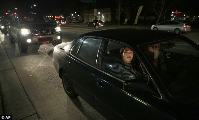 Đập cao nhất nước Mỹ nguy cơ vỡ, 18 vạn dân phải sơ tán - 3