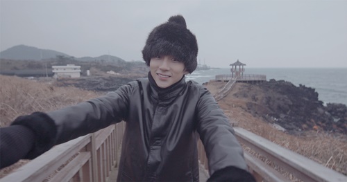 Sơn Tùng M-TP lại gây sốt với ca khúc về tình yêu - 2