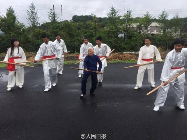 TQ: Lão bà luyện võ kungfu hơn 90 năm qua - 3