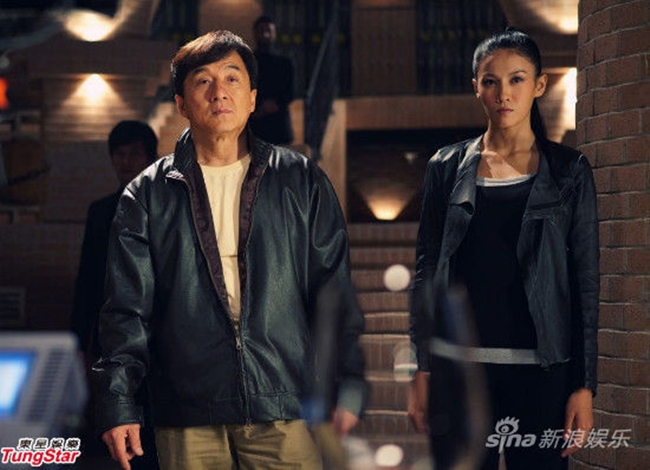 Cô là người đẹp duy nhất được ông vua võ thuật Trung Quốc nhận làm học trò. So với "Tinh nữ lang" của Châu Tinh Trì hay "Mưu nữ lang" của Trương Nghệ Mưu thì "Long nữ lang" Trương Lam Tâm nổi bật không kém về nhan sắc và tài năng.